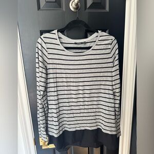Apt. 9 Women's Long Sleeve Black and Gray Striped Tee w/Layered Black Look EUC